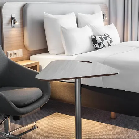 Holiday Inn Express Duesseldorf - Hauptbahnhof By Ihg-3